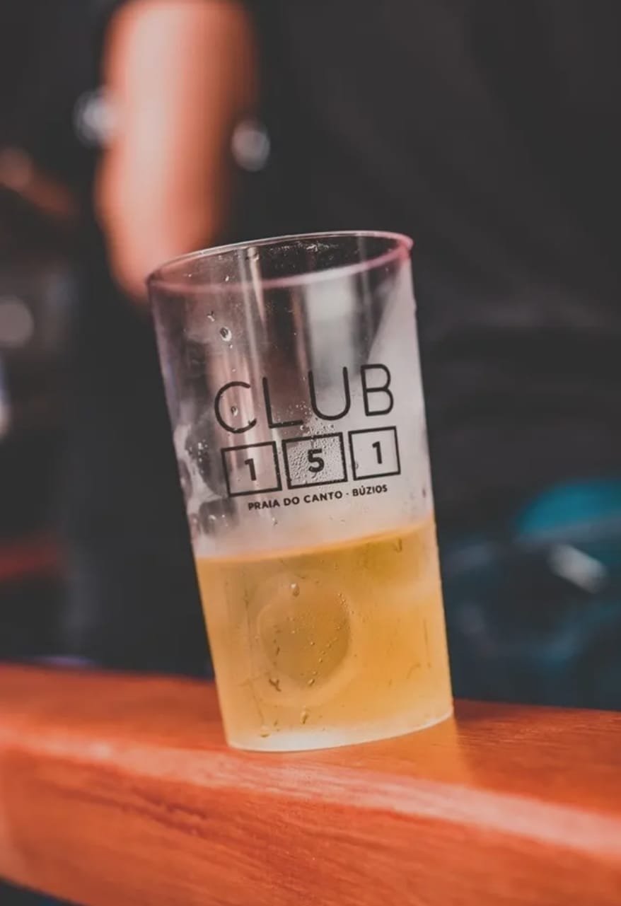 Brindis en Club 151, Buzios